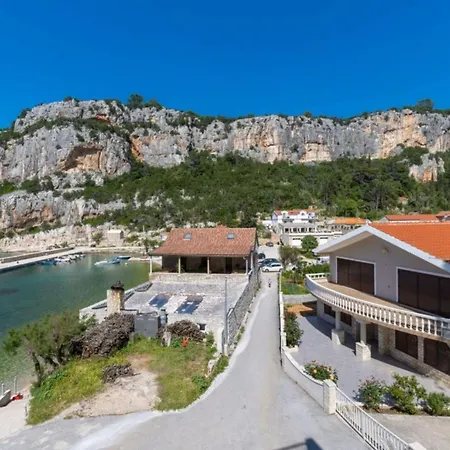 Apartament Zane